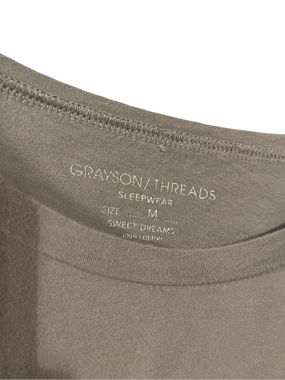 Grayson Threads Gray Crop Tee with Multicolor Lip Prints - Picture 3 of 3